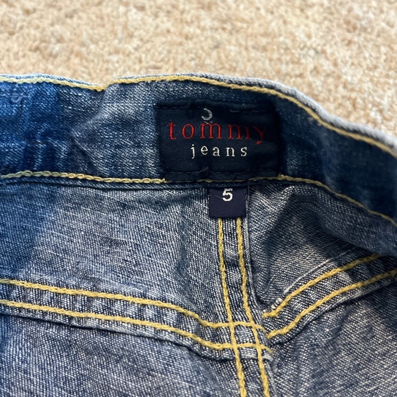 tommy shorts - Picture 3 of 3